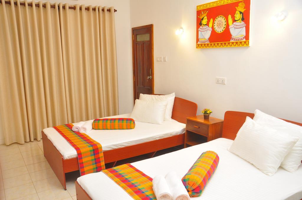 Knight'S Heaven Apartment Kandy Exterior foto